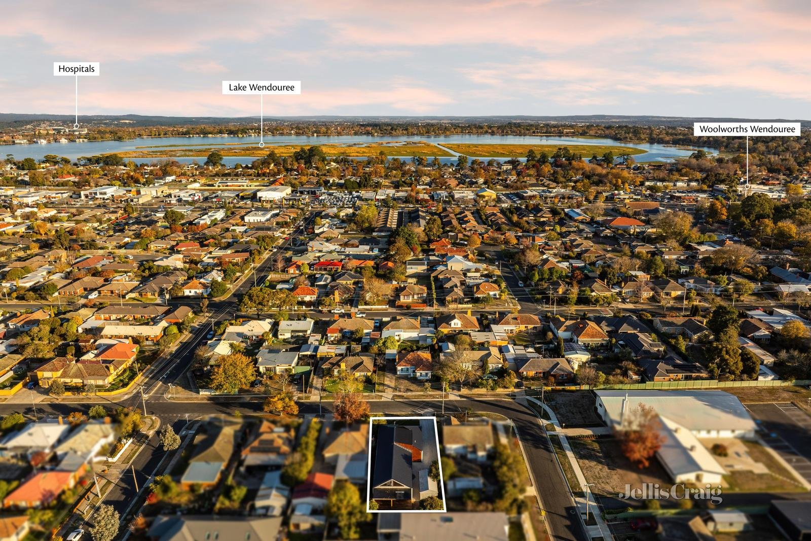 18 College Street, Wendouree image 34