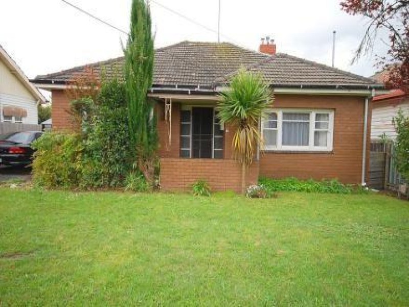 18 College Street, Wendouree image 1