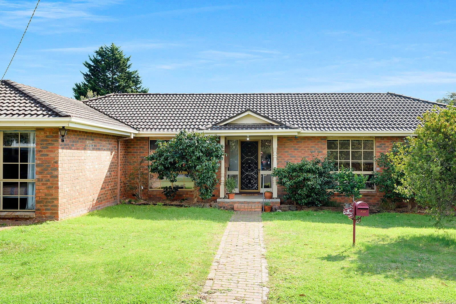 Property Gallery Thumbnail 9