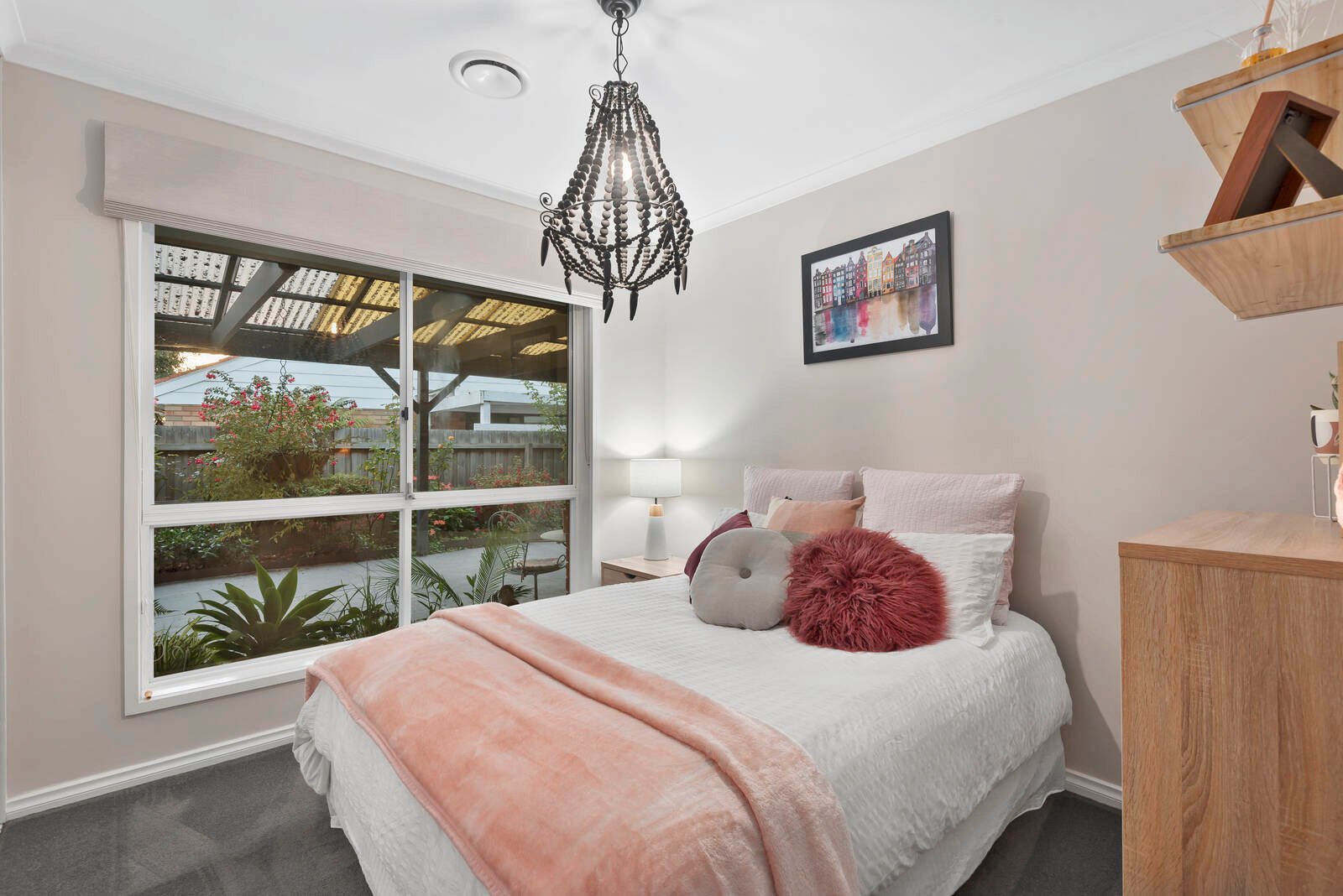 Property Gallery Thumbnail 6