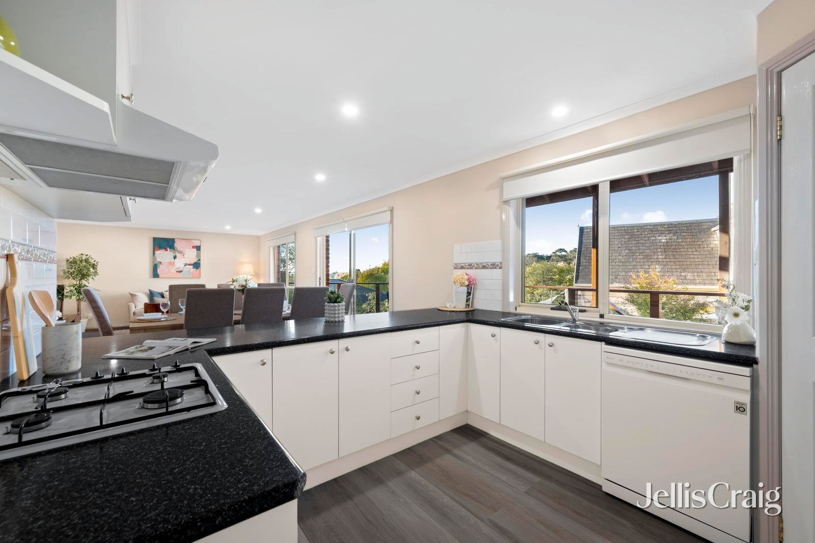 18 Delamere Drive, Chirnside&nbsp;Park image 8