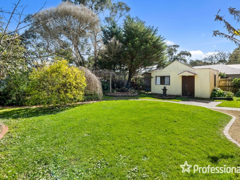 18 Dryden Concourse, Mooroolbark image 16