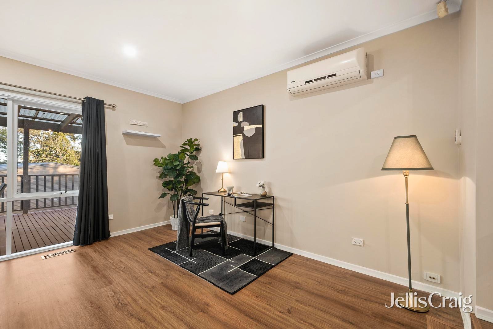 18 Eastwood Crescent, Mooroolbark image 12