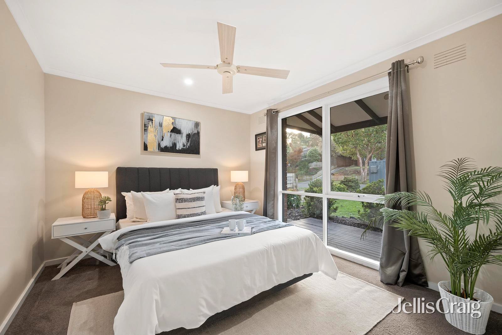 18 Eastwood Crescent, Mooroolbark image 15