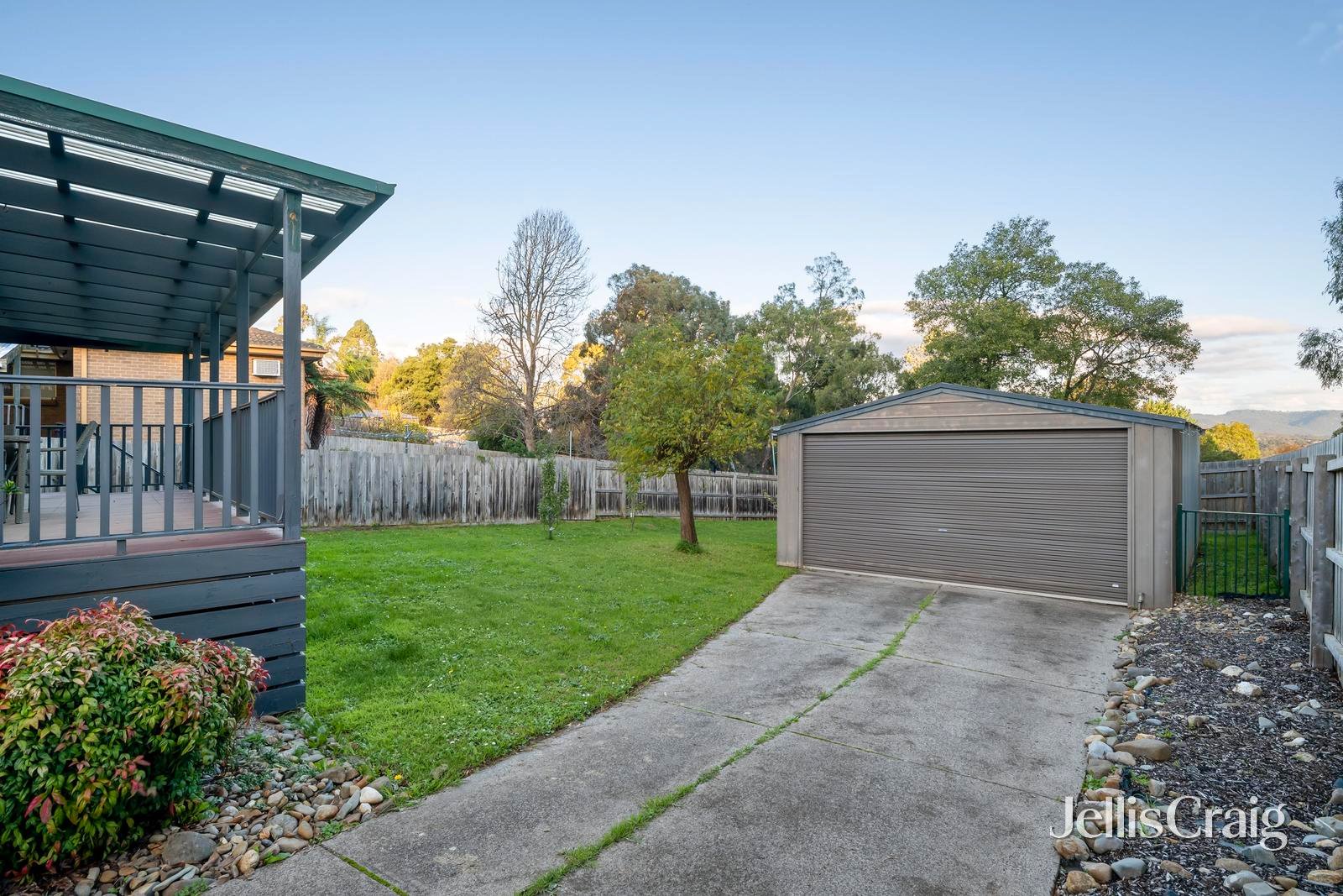 18 Eastwood Crescent, Mooroolbark image 20
