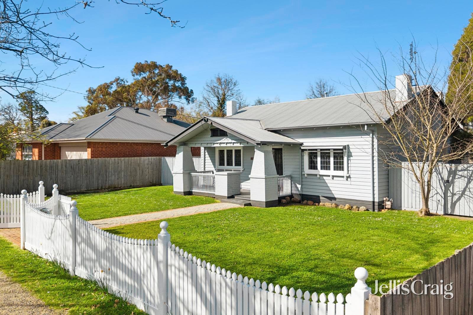 18 Ebden Street, Kyneton image 2