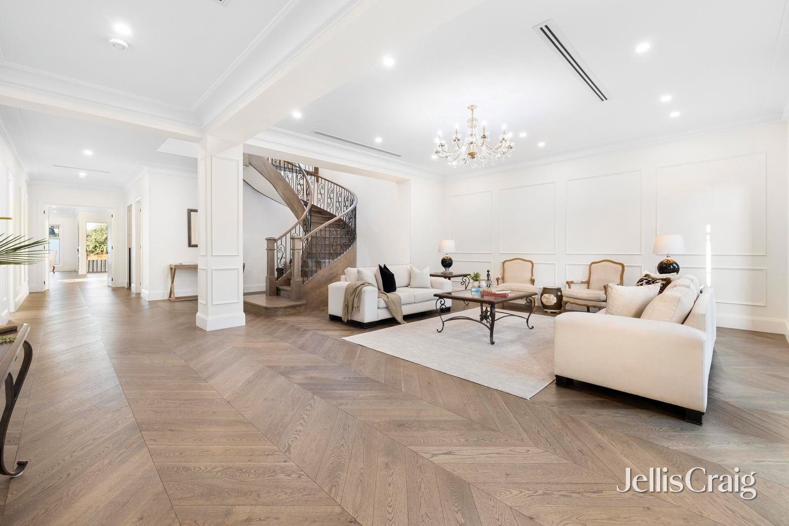 18 Eden Ave, Box&nbsp;Hill&nbsp;South image 3