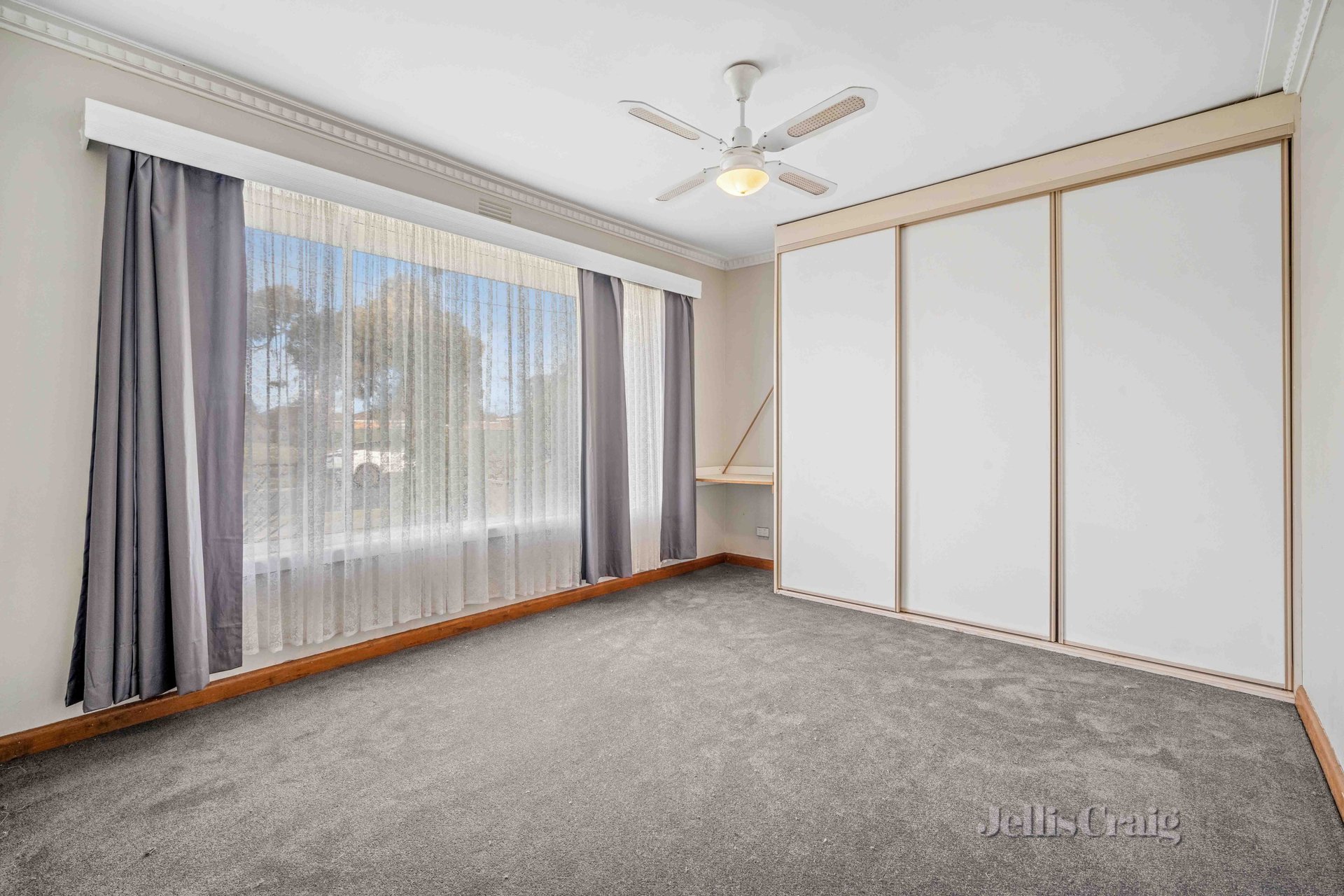 18 Edgar Street, Wendouree image 2