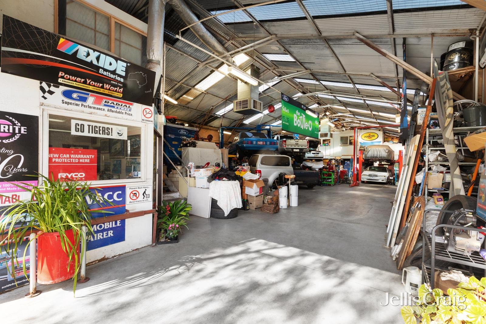 18 Elizabeth Street, Diamond Creek image 3