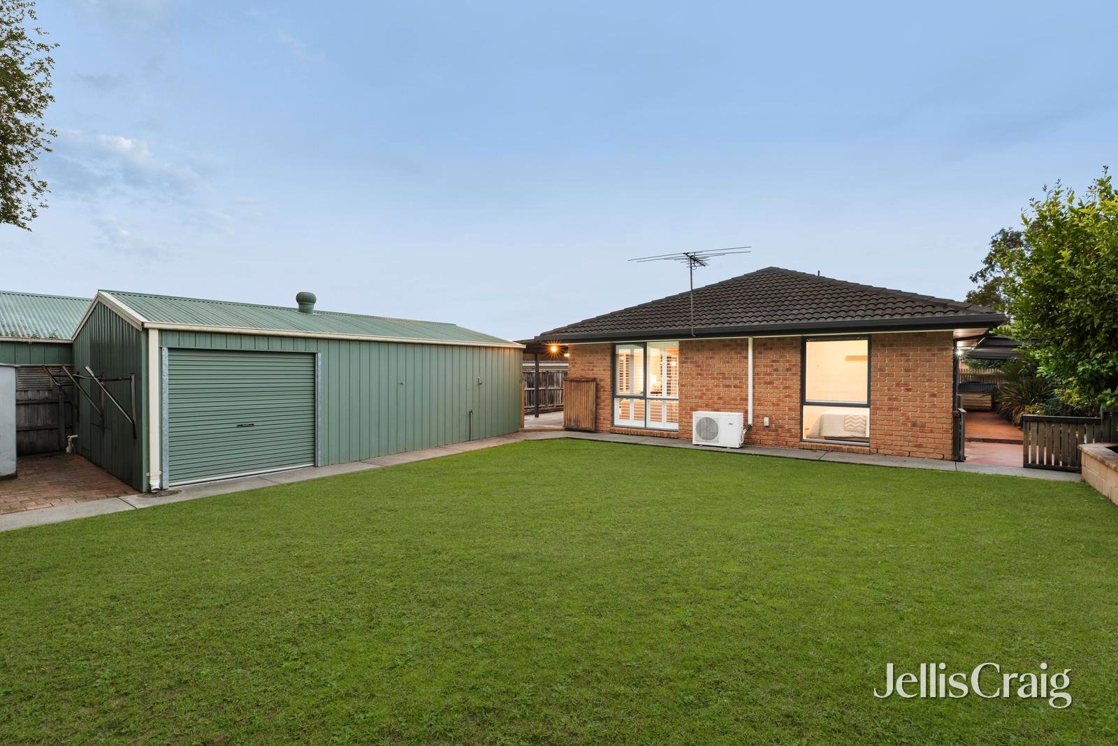 18 Ellenvale Drive, Narre&nbsp;Warren image 14