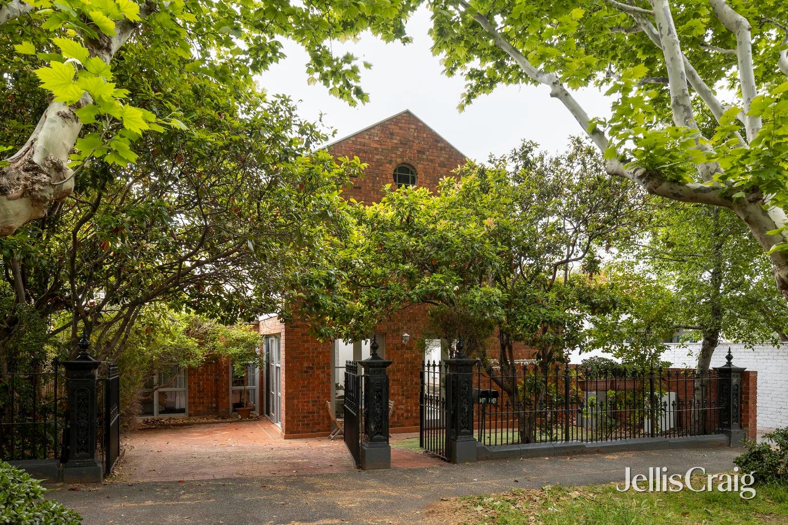 1/8 Elm Grove, Richmond image 1