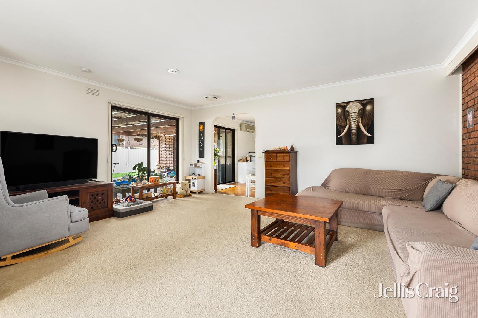 18 Everingham Road, Altona Meadows image 4