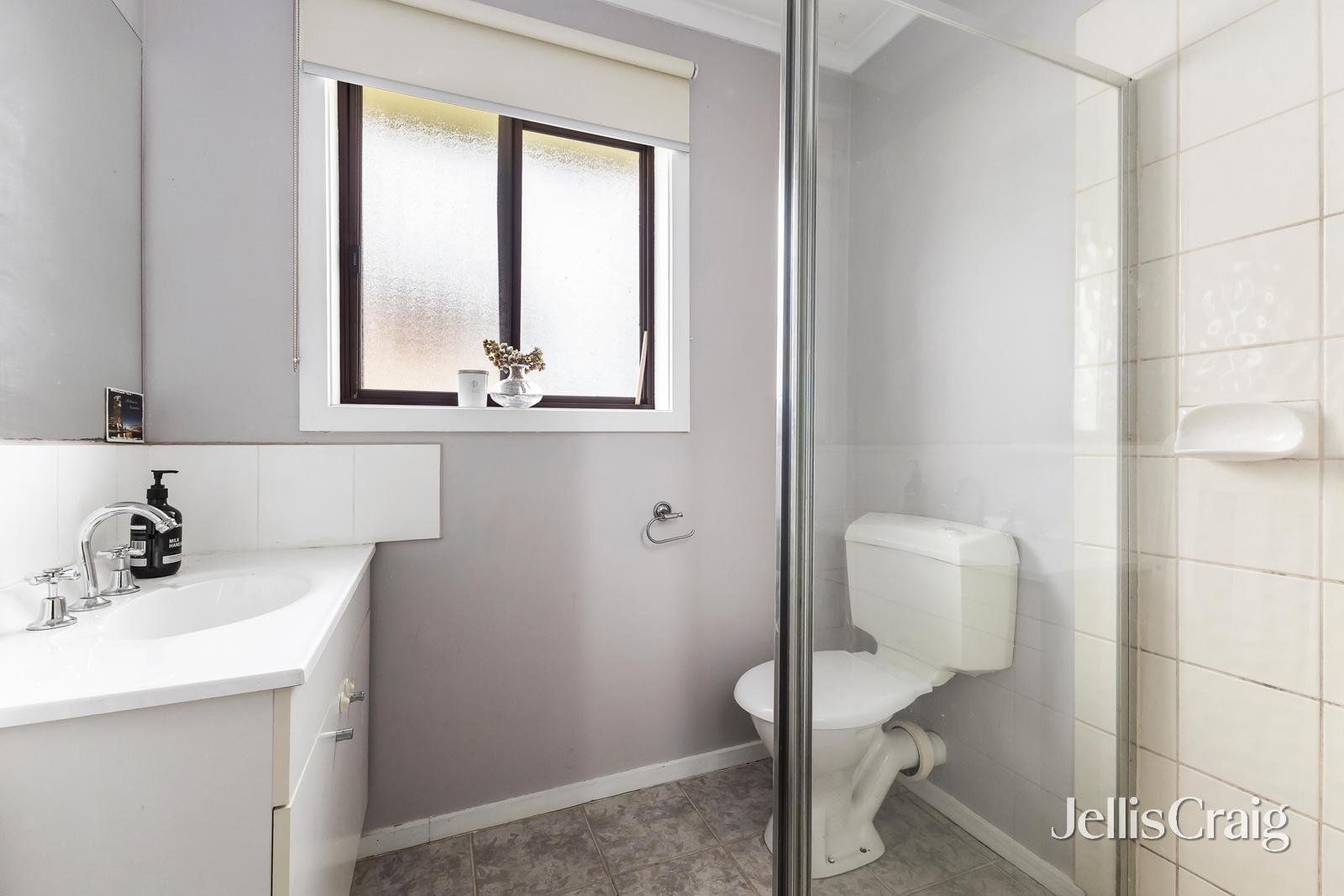 18 Everingham Road, Altona Meadows image 8