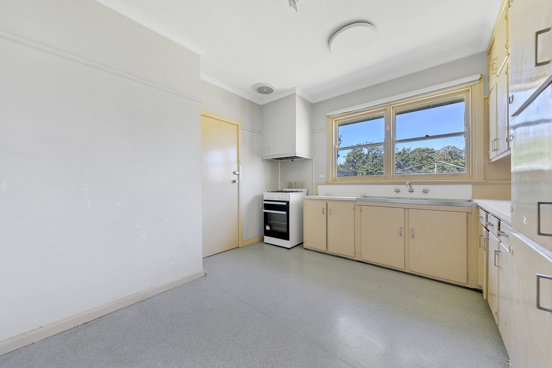18 Falcon Street, Norlane image 4