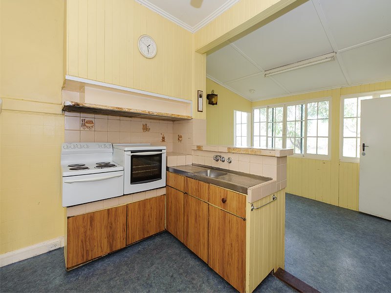 18 Farleigh Ave, Burwood image 2