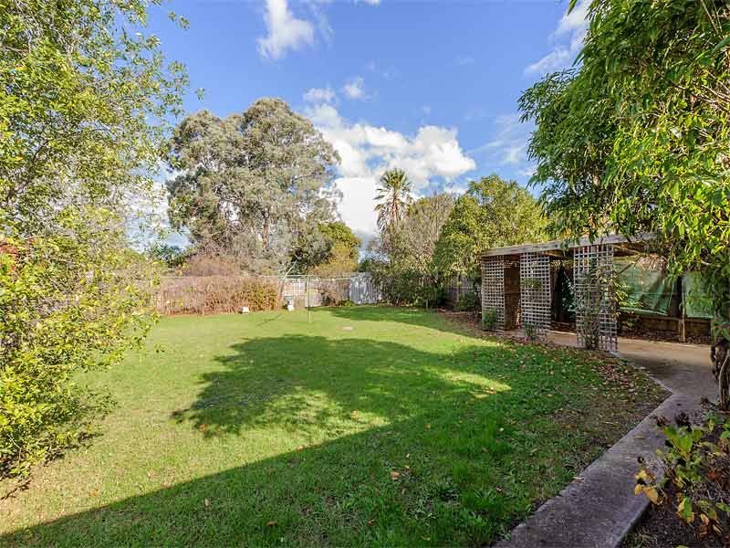 18 Farleigh Ave, Burwood image 5