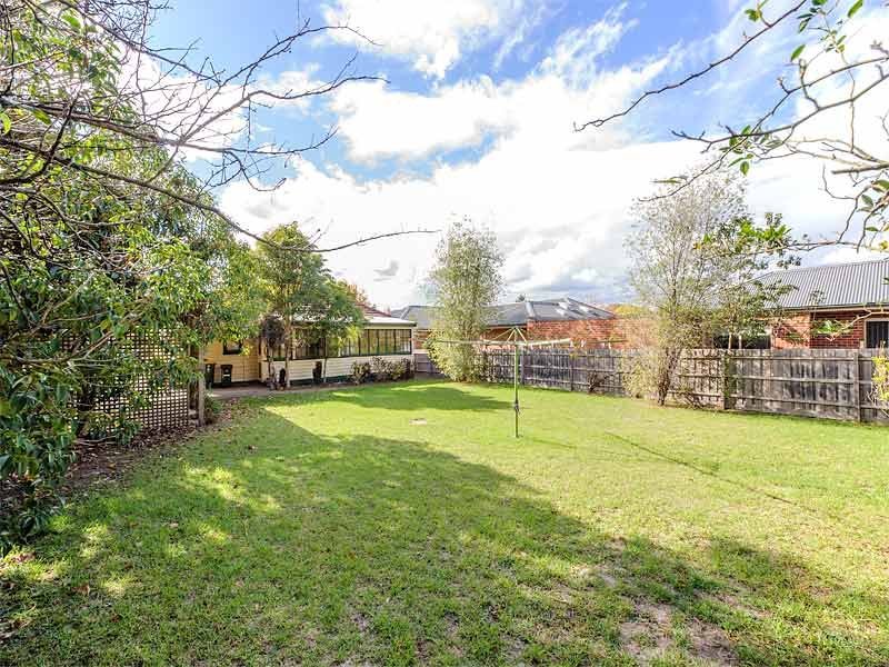 18 Farleigh Ave, Burwood image 6