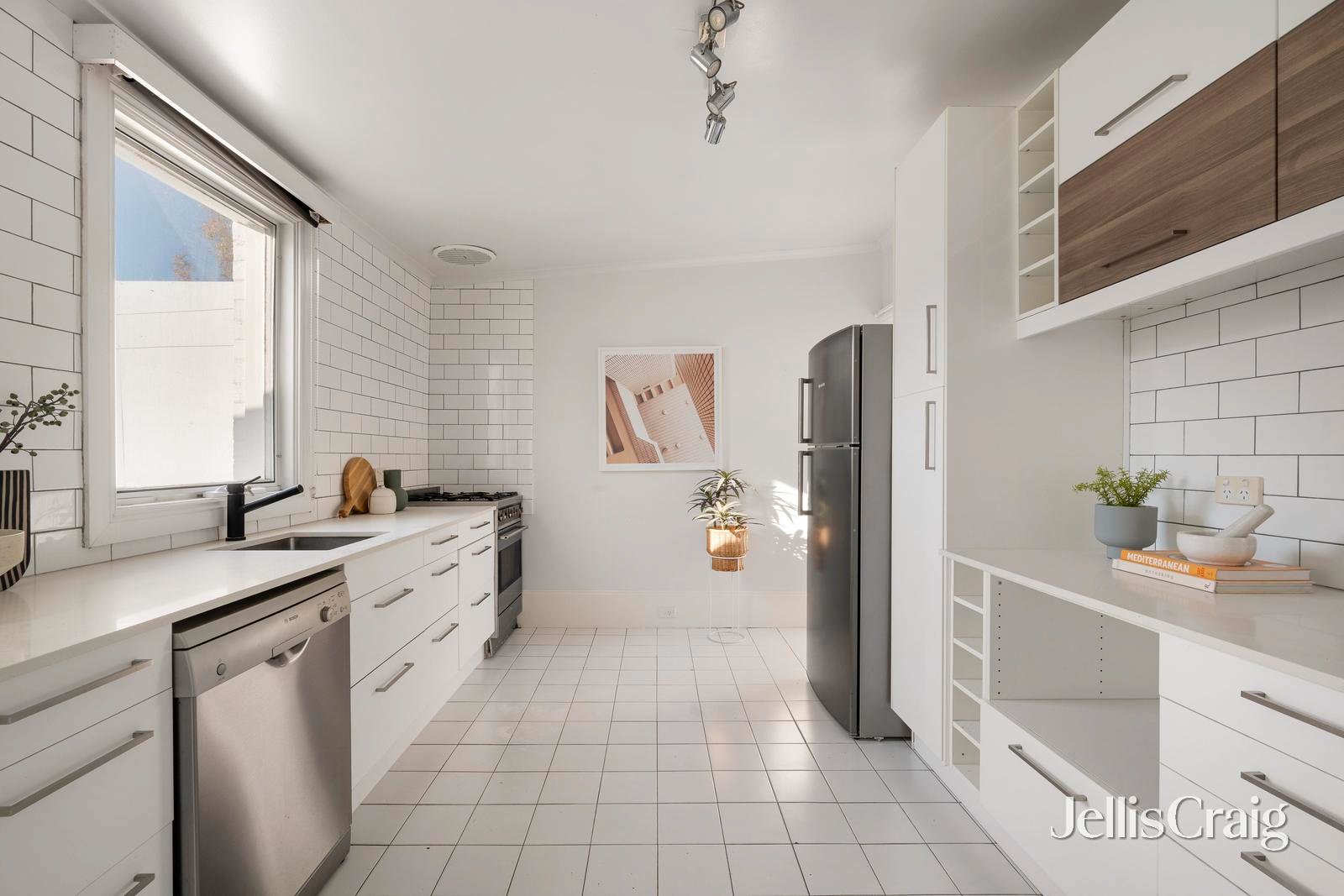 18 Finlay Street, Albert&nbsp;Park image 5