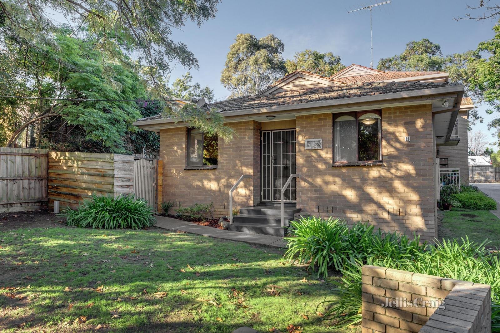 1/8 Firth Street, Doncaster image 1