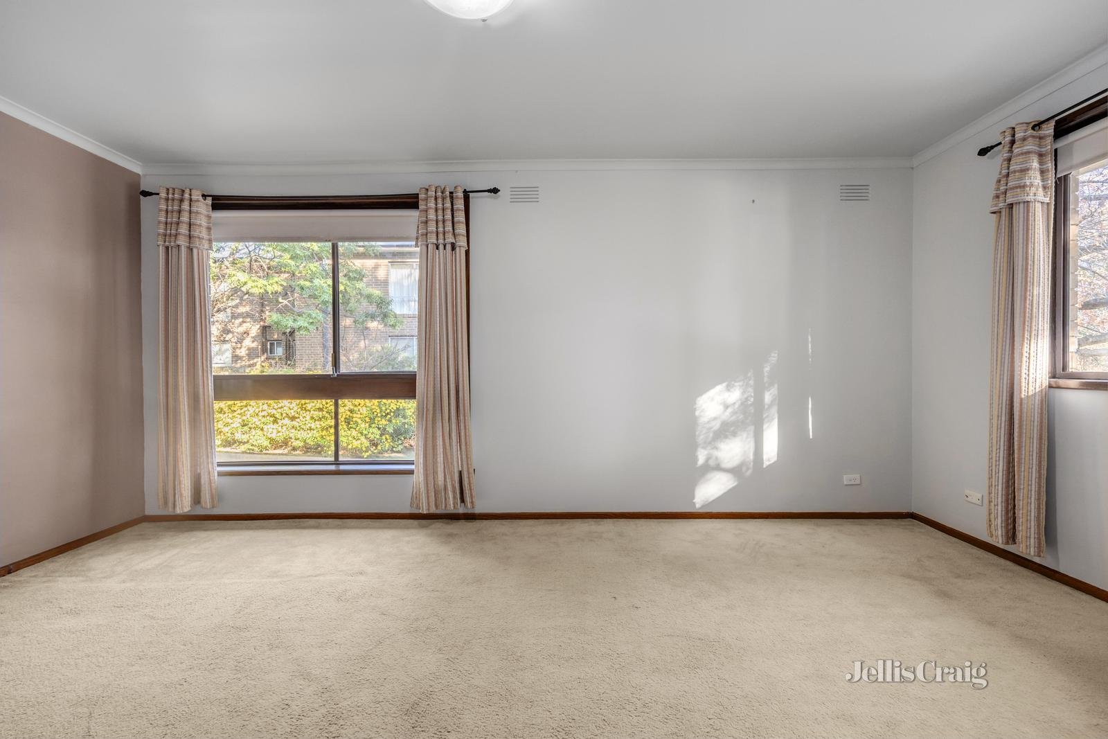 1/8 Firth Street, Doncaster image 4
