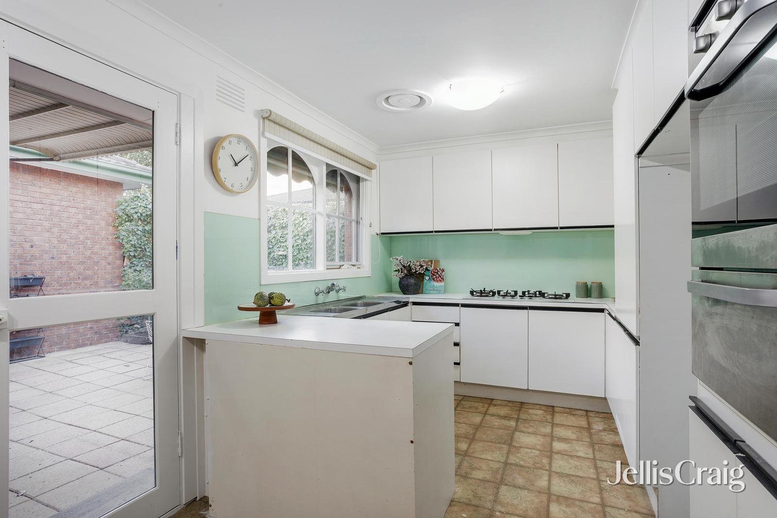 1/8 Florence Road, Surrey&nbsp;Hills image 4