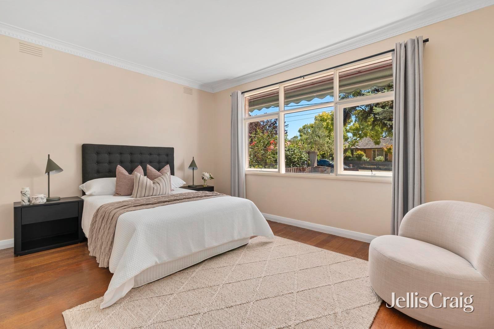 18 Folkestone Road, Glen&nbsp;Waverley image 8