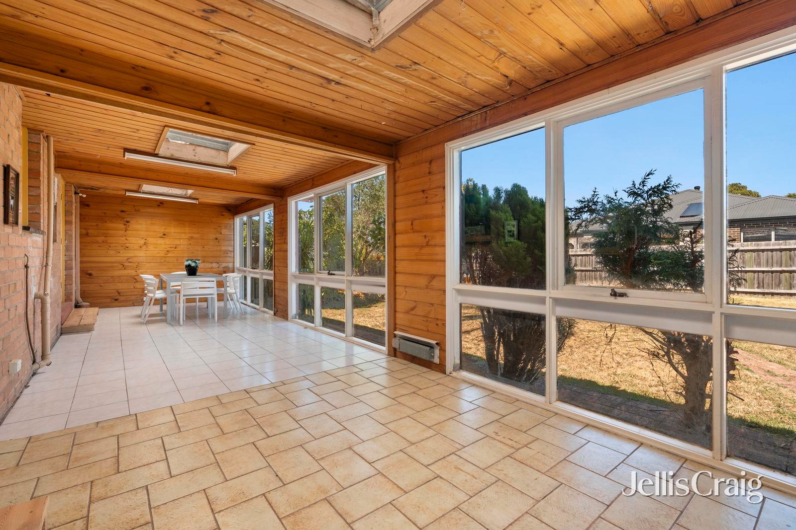 18 Folkestone Road, Glen&nbsp;Waverley image 11