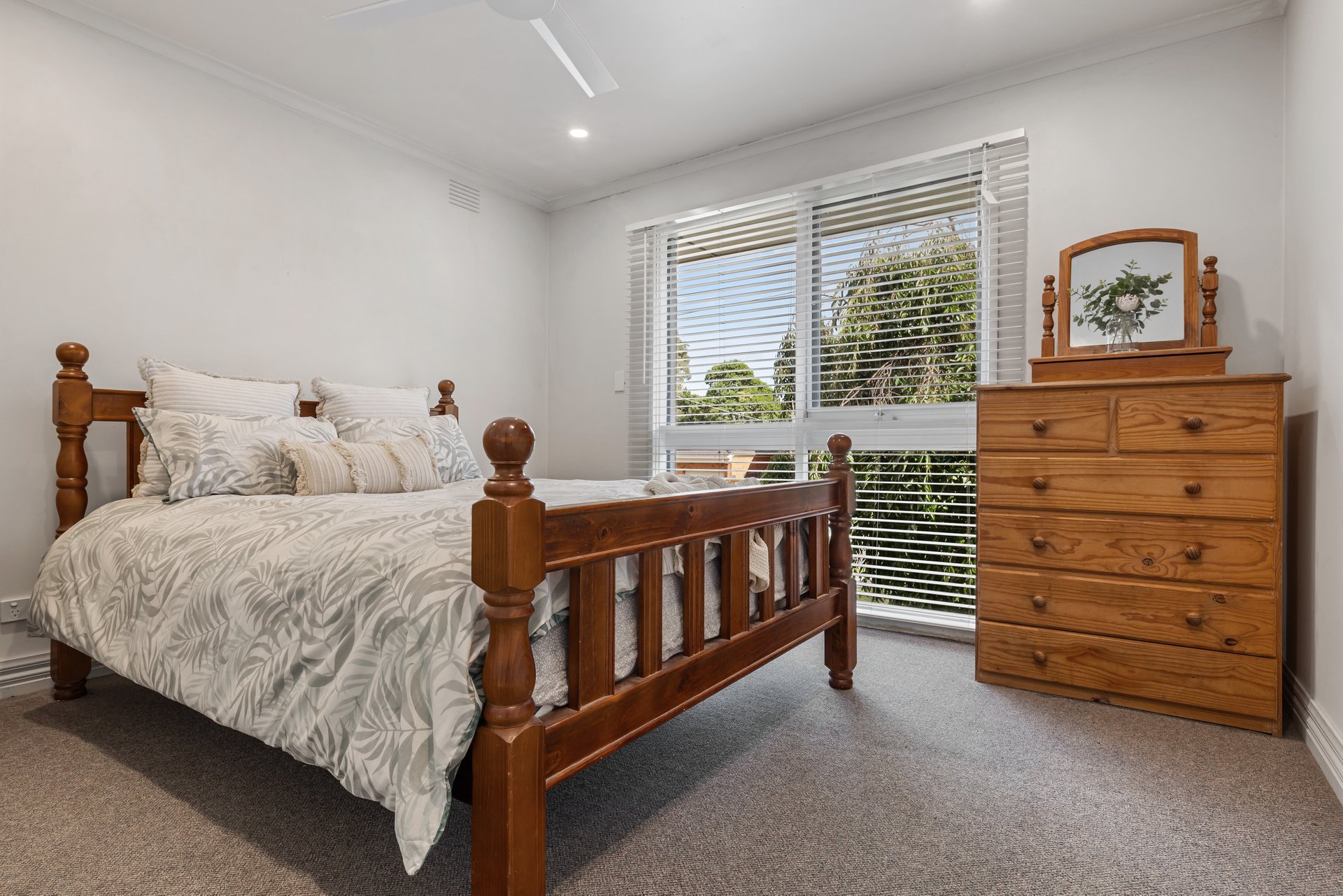 18 Gladesville Drive, Kilsyth image 5