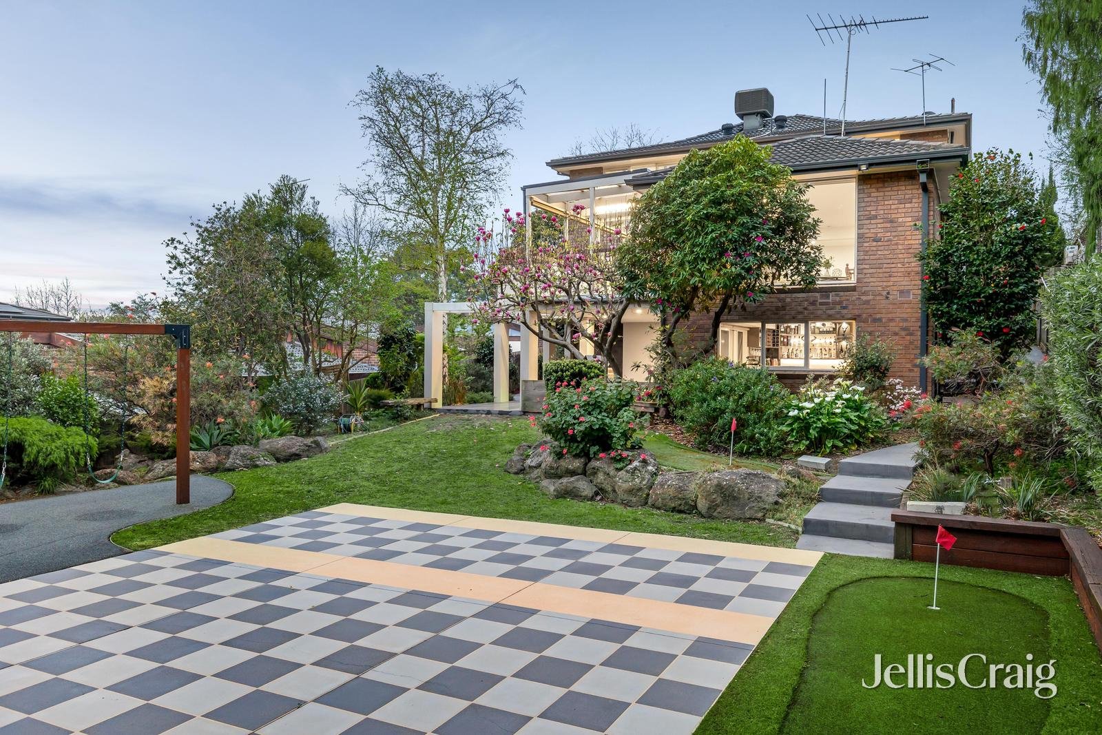 18 Glenair Street, Templestowe Lower image 14