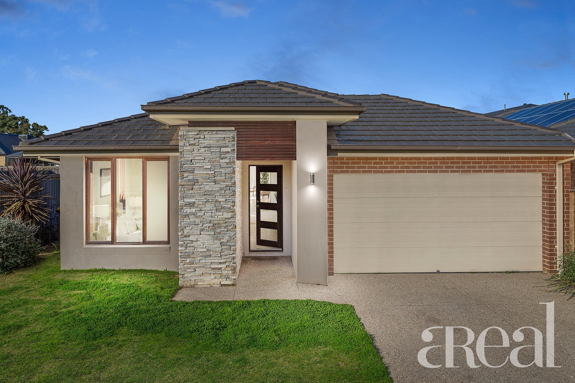 18 Glenfern Street, Keysborough VIC 3173