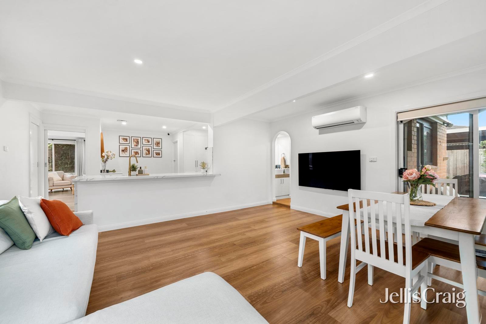 18 Glengariff Drive, Mulgrave image 7