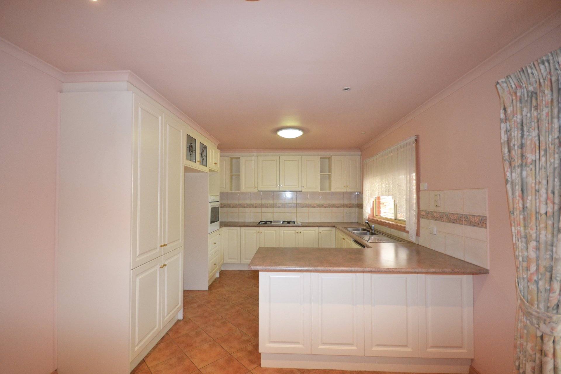 18 Goldentree Drive, Chirnside Park image 6