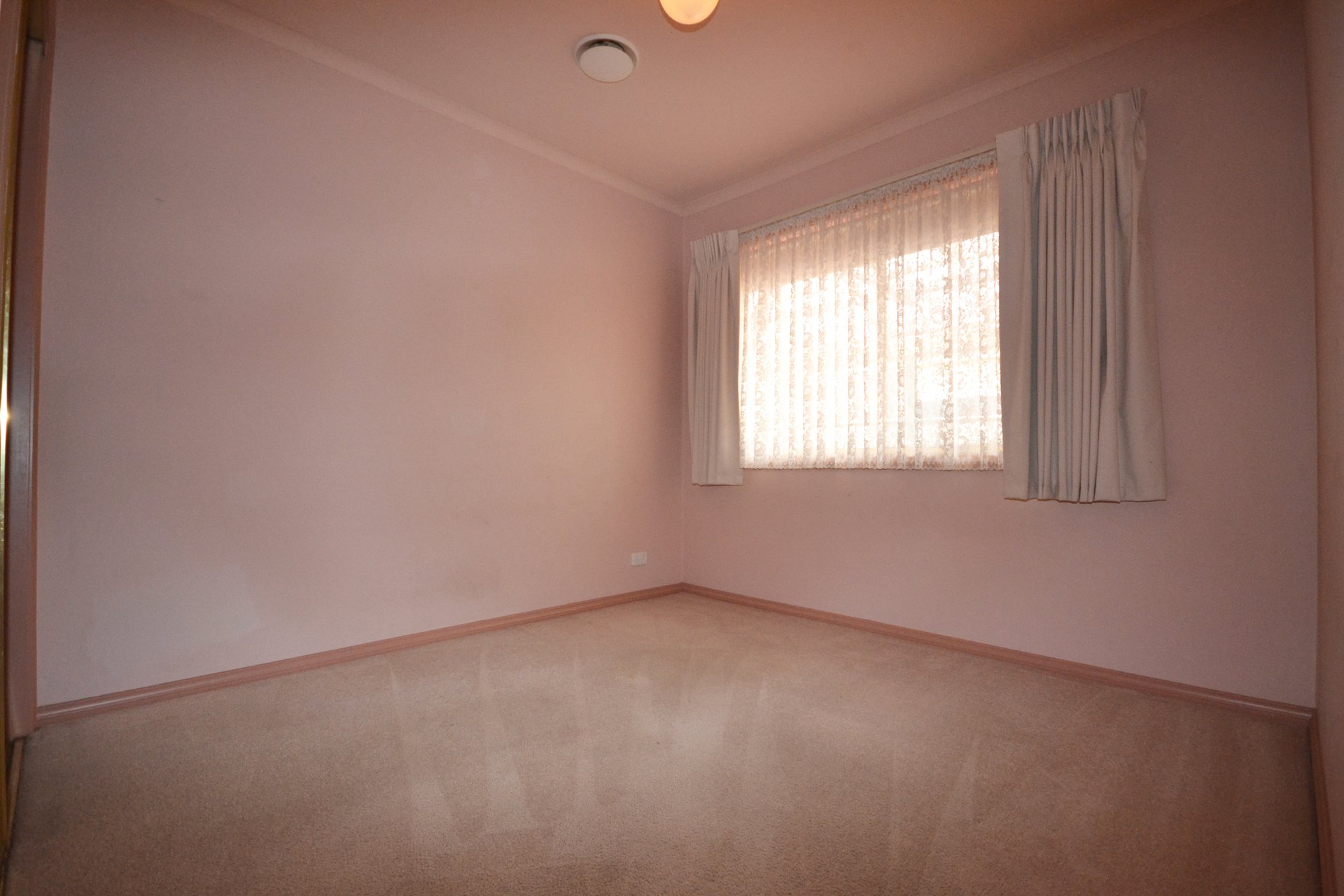 18 Goldentree Drive, Chirnside Park image 8