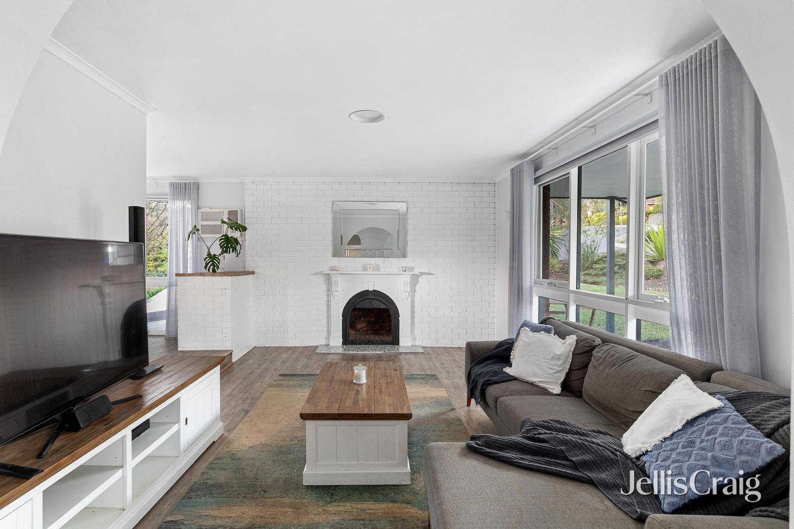 18 Goonyah Court, Greensborough image 3