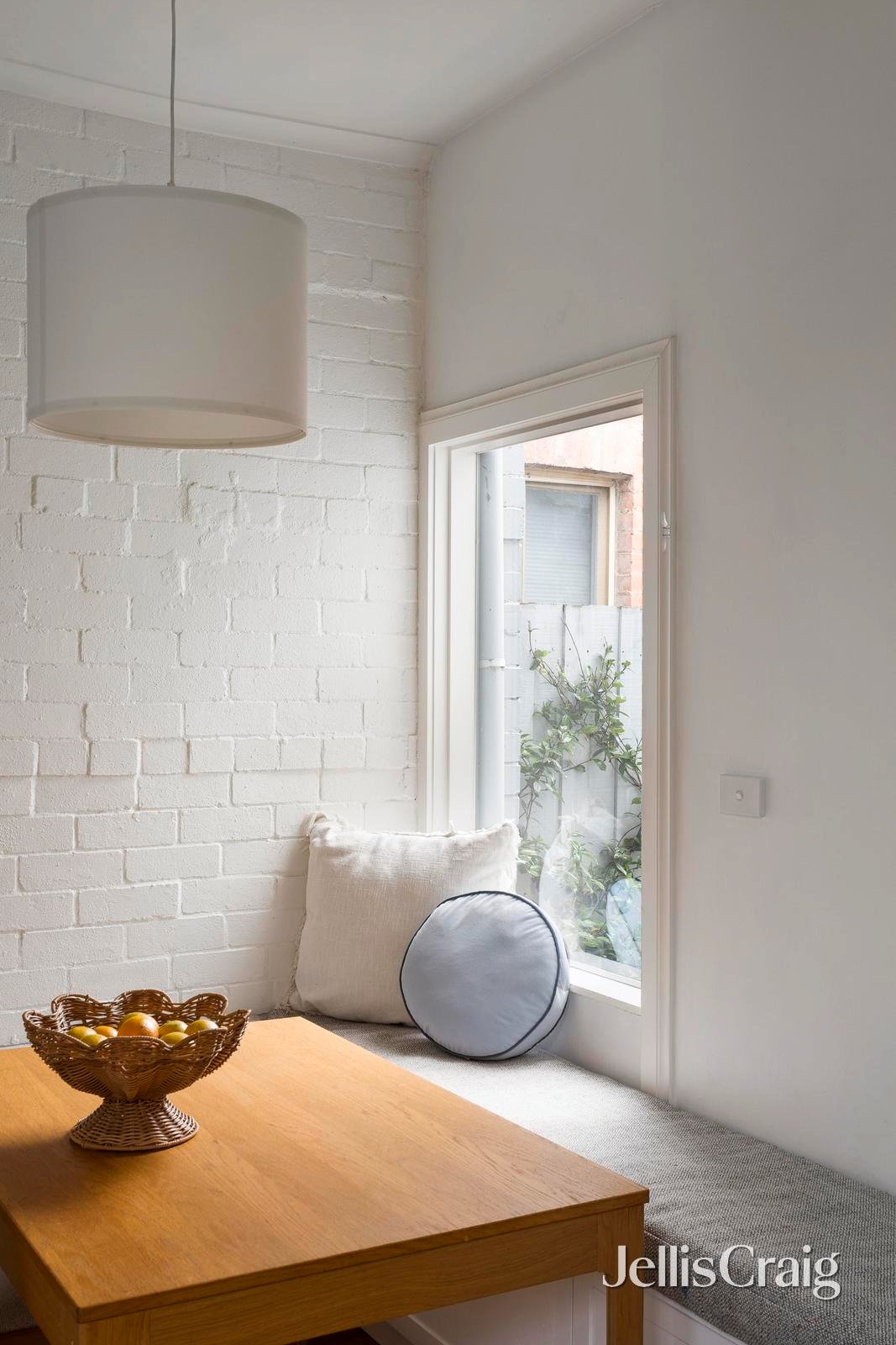 18 Gordon Grove, Northcote image 8