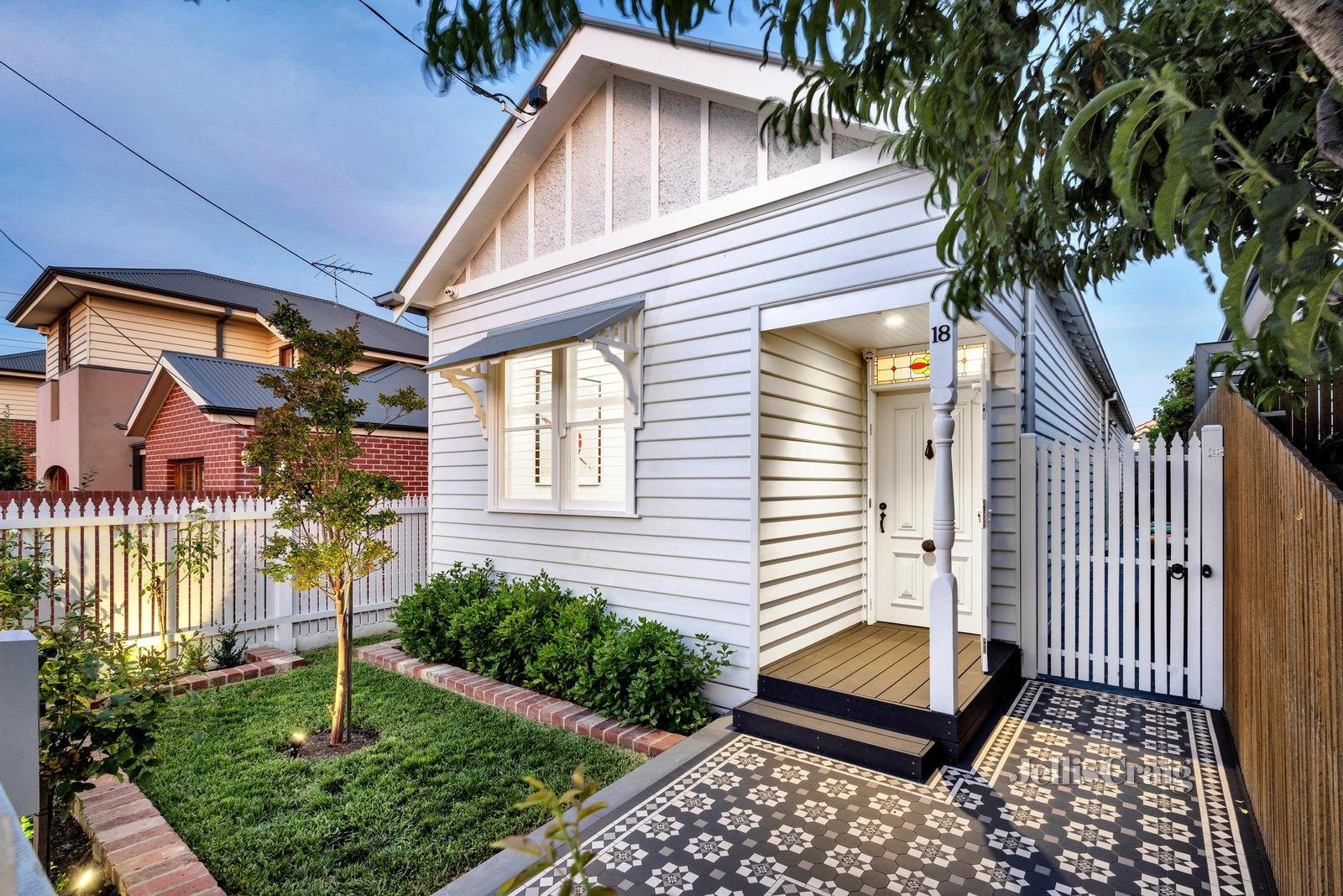 18 Gordon Street, Brunswick West image 19