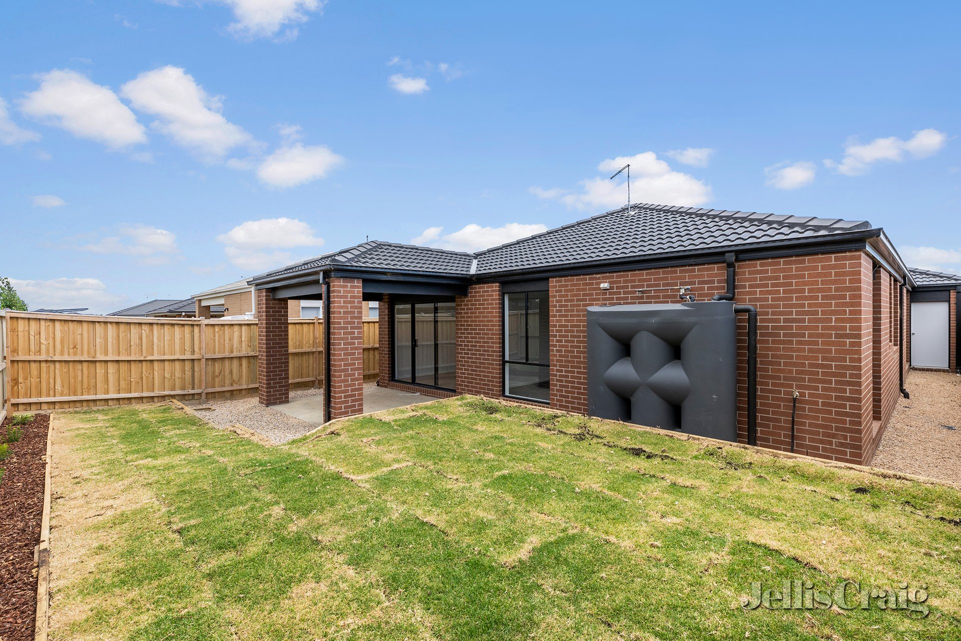 18 Grassy Street, Winter&nbsp;Valley image 6