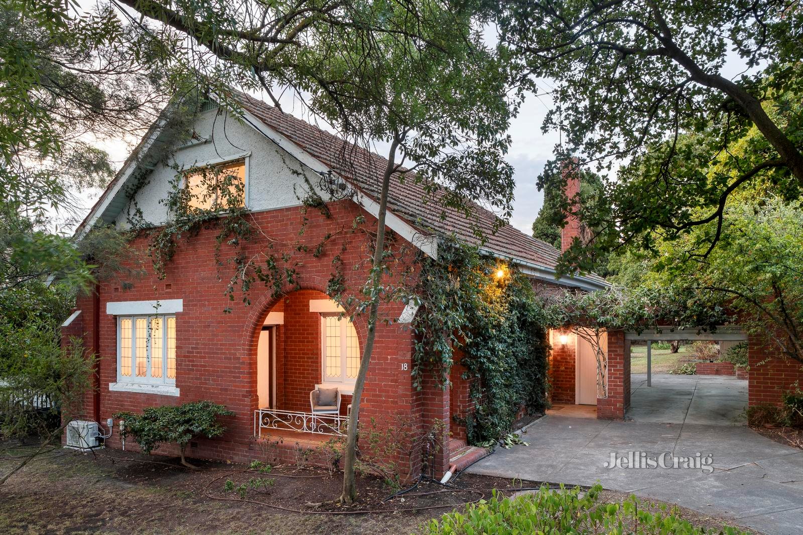 18 Green Street, Ivanhoe image 1