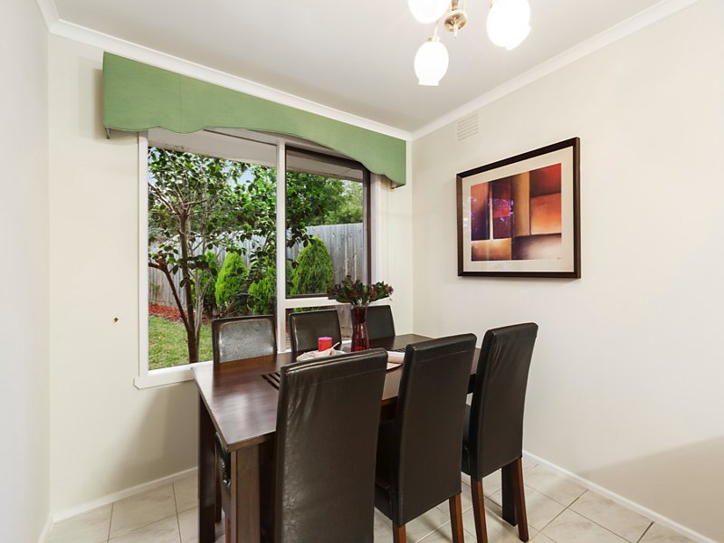 1/8 Halls Parade, Mitcham image 4