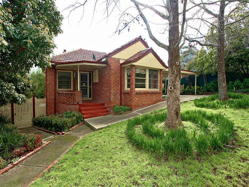 18 Harrison Street, Ringwood image 1