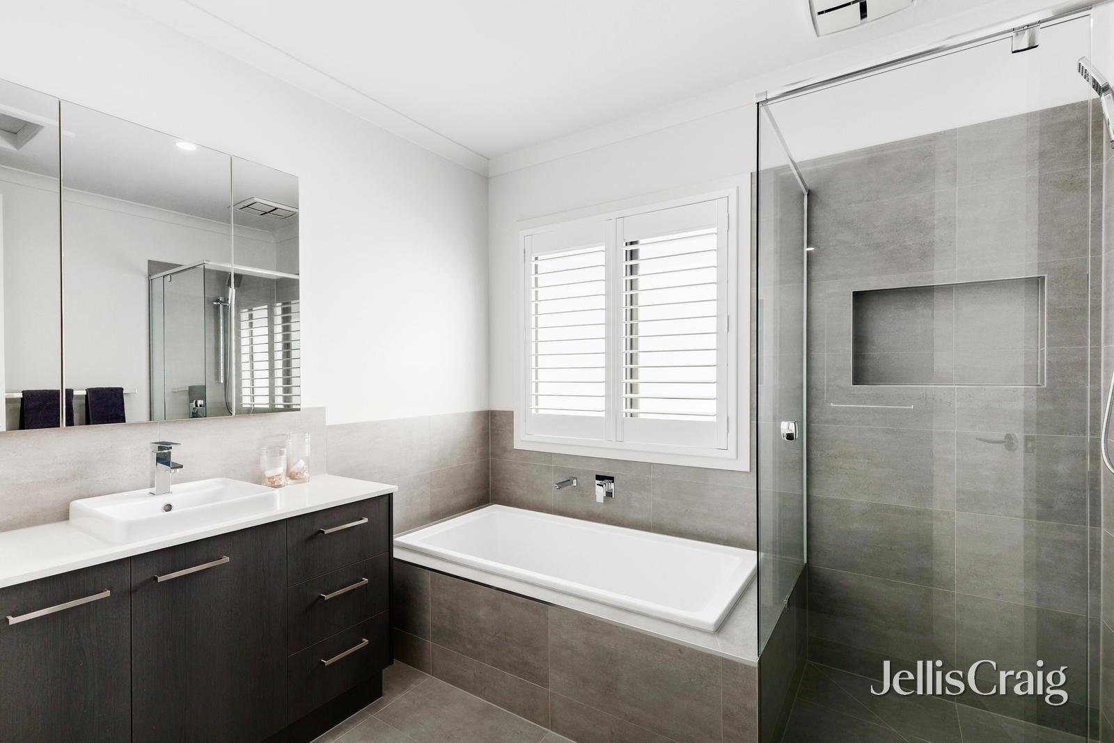 1/8 Havelock Street, Burwood image 7