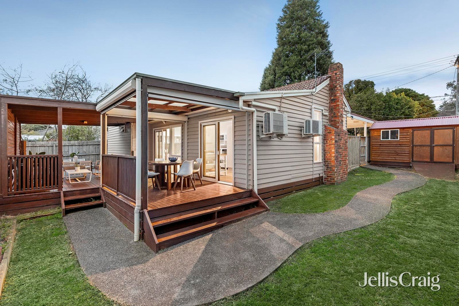 18 Heathmont Road, Ringwood image 2