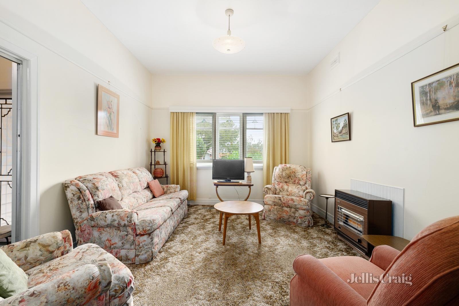 18 Hertford Crescent, Balwyn image 4