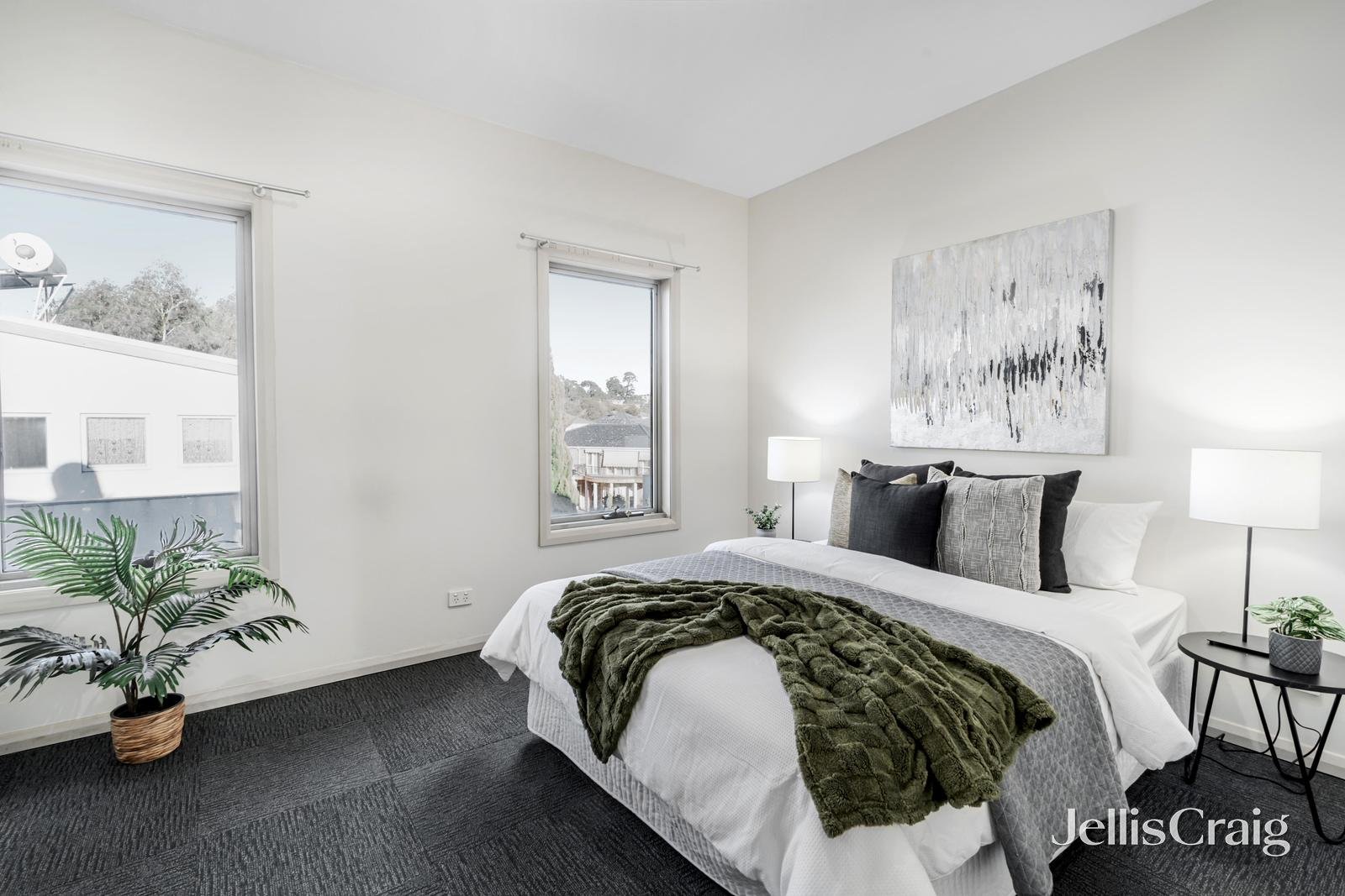 18 High Street, Doncaster image 8