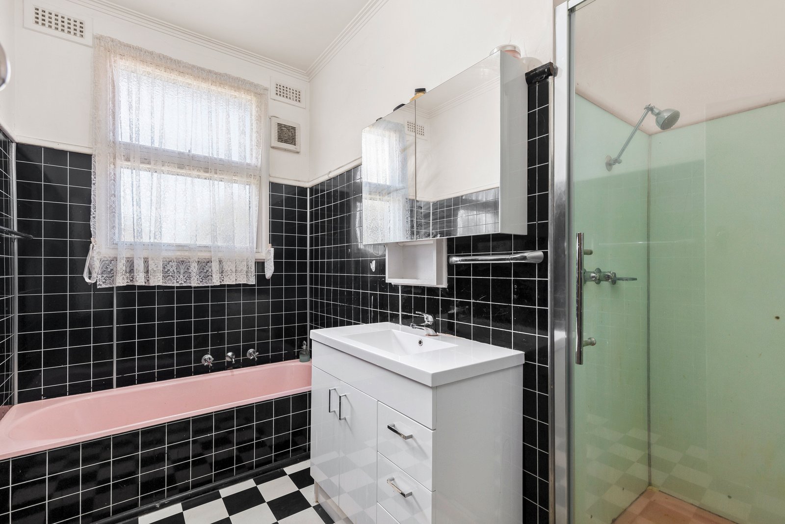 18 High Street, Moolap image 6