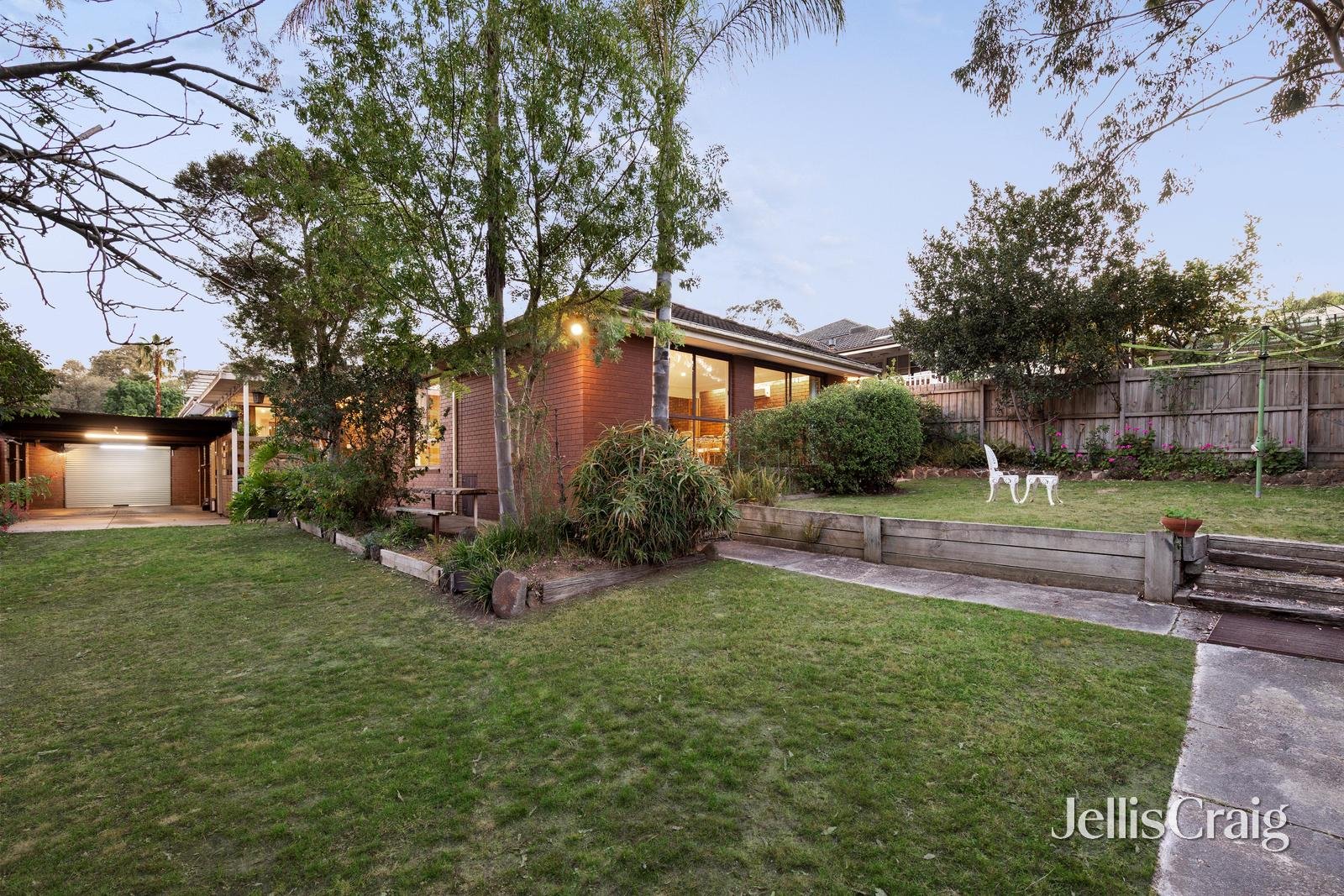 18 Highbrook Court, Diamond Creek image 2
