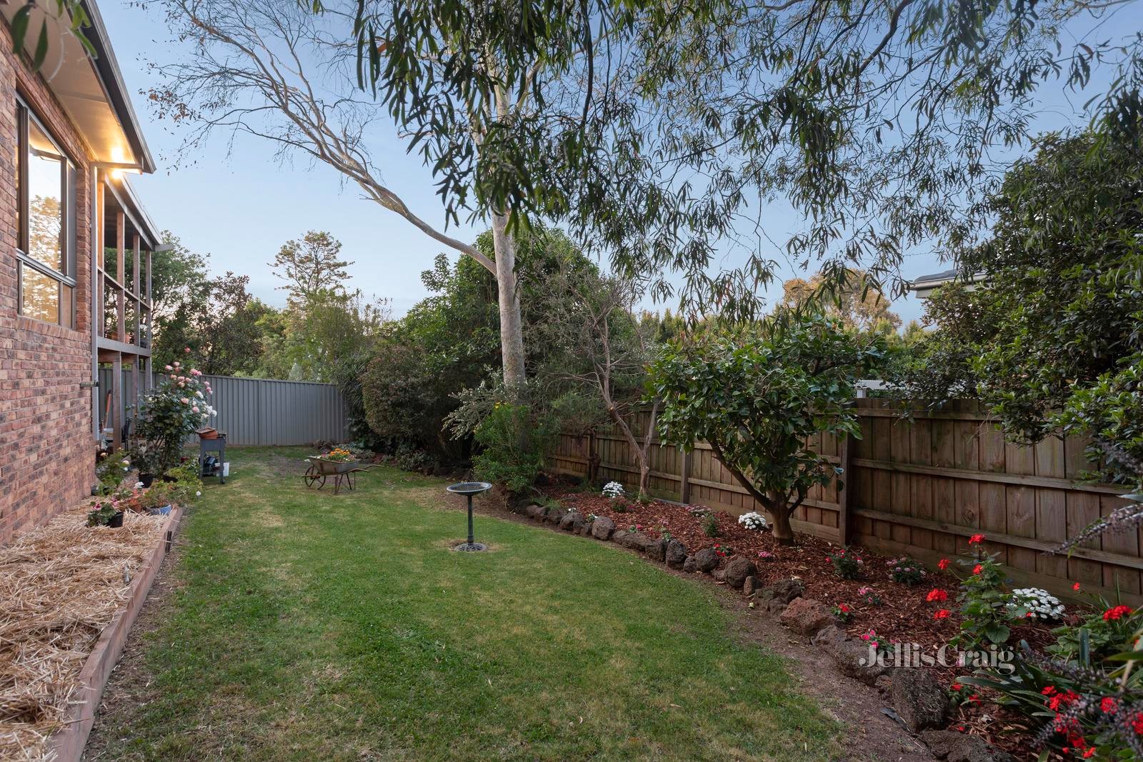 18 Highfield Avenue, Warranwood image 15