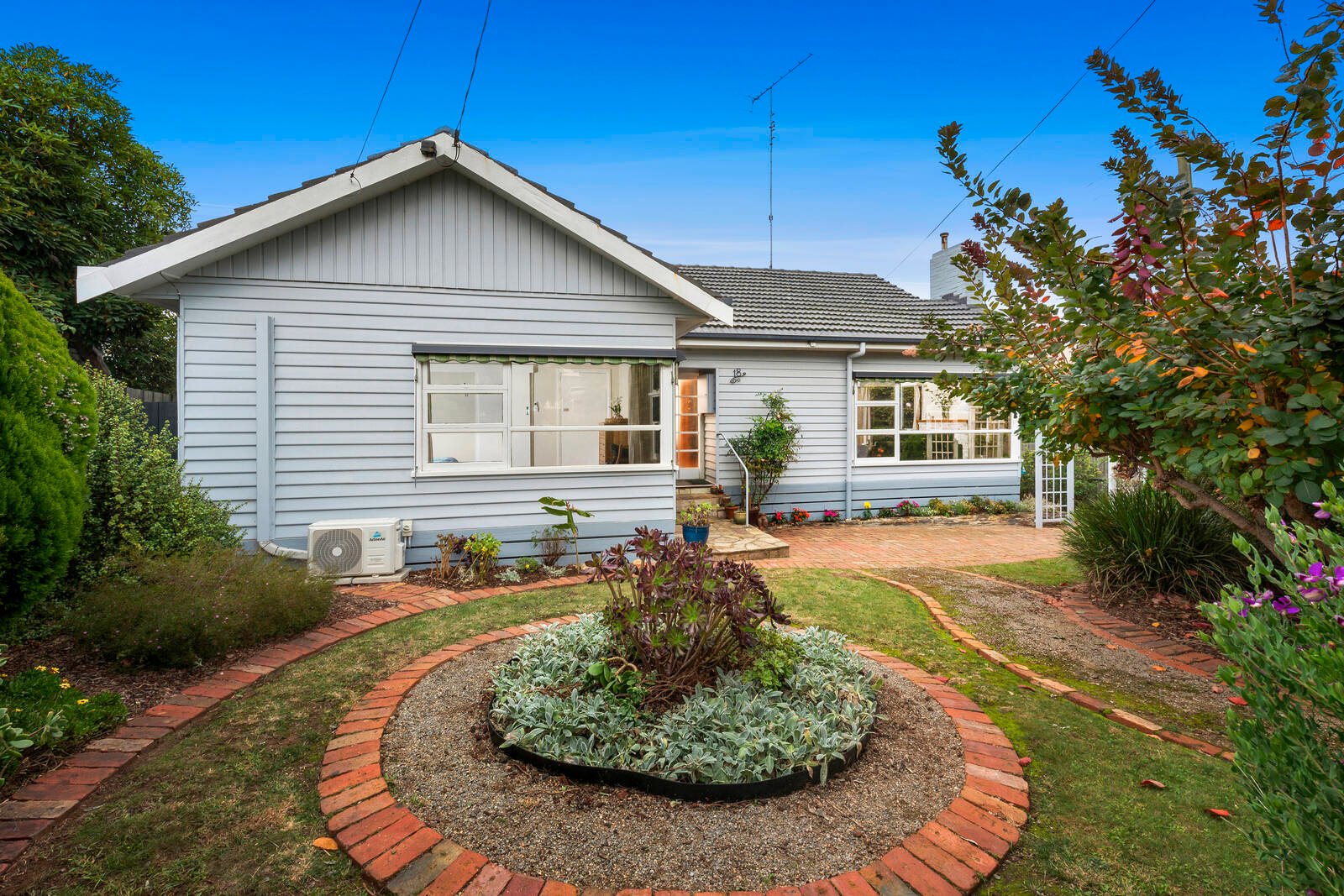 18 Iona Avenue, Belmont, VIC 3216