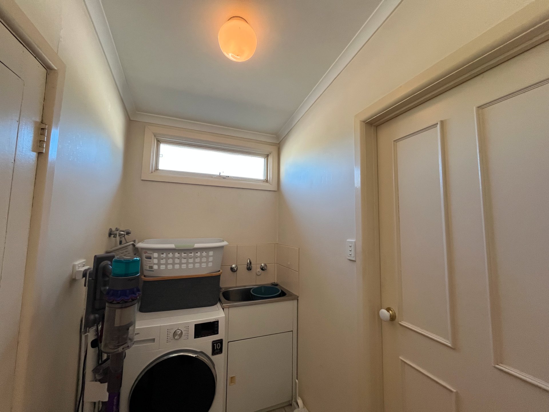 1/8 Ireland Street, Ringwood image 9