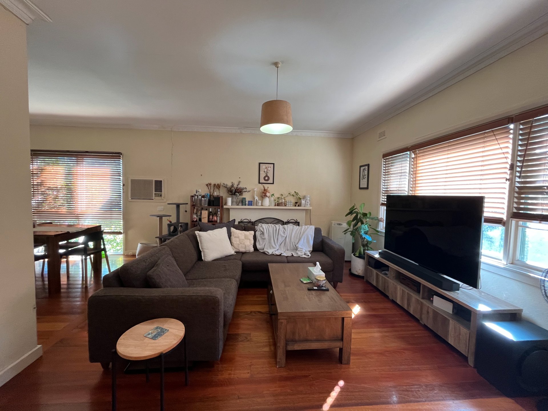 1/8 Ireland Street, Ringwood image 2